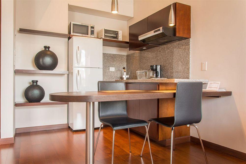 Nico Apartasuites Bogotá Eksteriør billede
